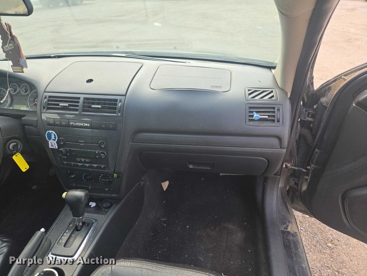 image for item ET5142 2007 Ford Fusion 