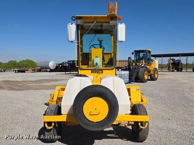 image for item ET5178 2002 Rosco RB-48 broom