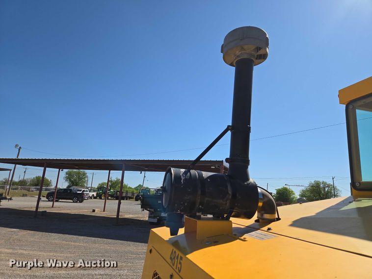 image for item ET5178 2002 Rosco RB-48 broom