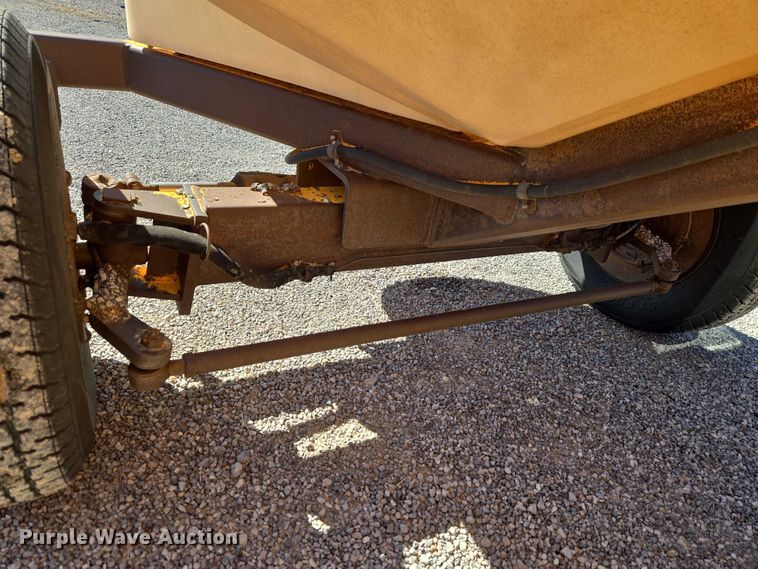 image for item ET5178 2002 Rosco RB-48 broom