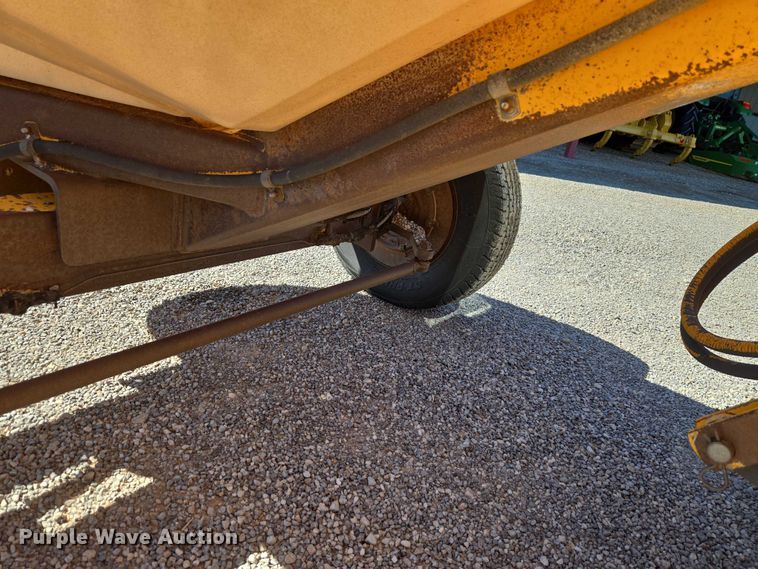 image for item ET5178 2002 Rosco RB-48 broom