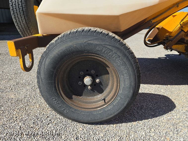 image for item ET5178 2002 Rosco RB-48 broom