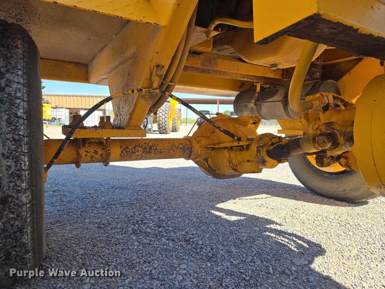 image for item ET5178 2002 Rosco RB-48 broom