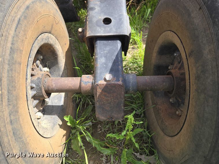 image for item ET5181 Bush Hog 3715 batwing rotary mower