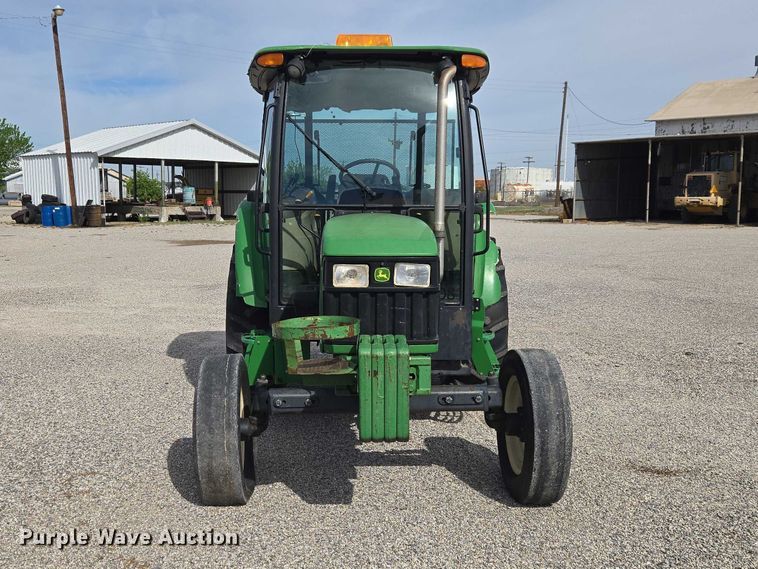image for item ET5183 John Deere 5320 tractor