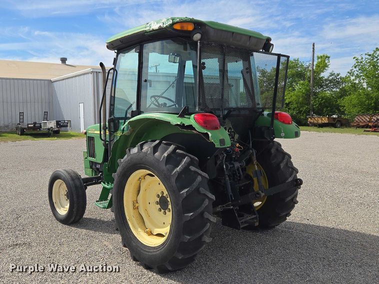 image for item ET5183 John Deere 5320 tractor