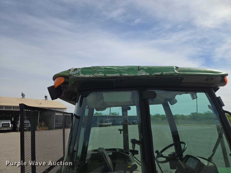 image for item ET5183 John Deere 5320 tractor