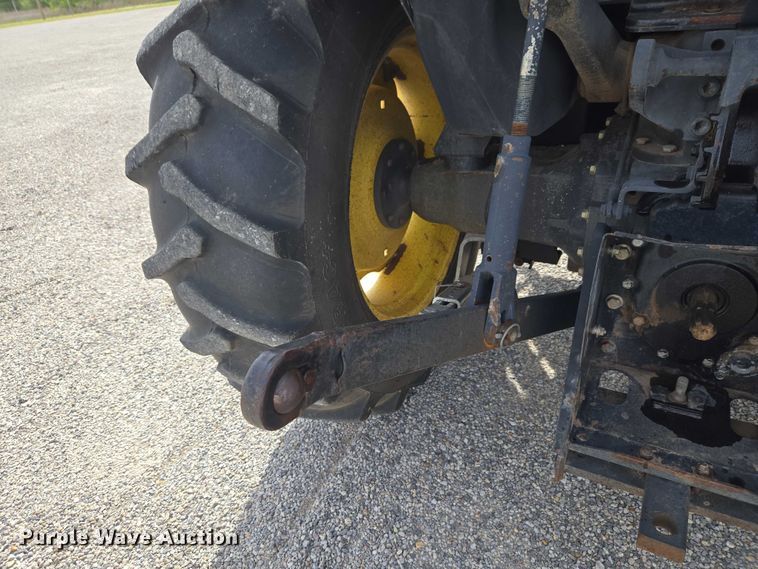 image for item ET5183 John Deere 5320 tractor