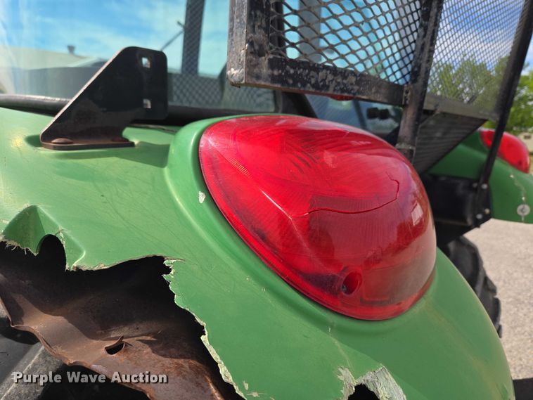 image for item ET5183 John Deere 5320 tractor