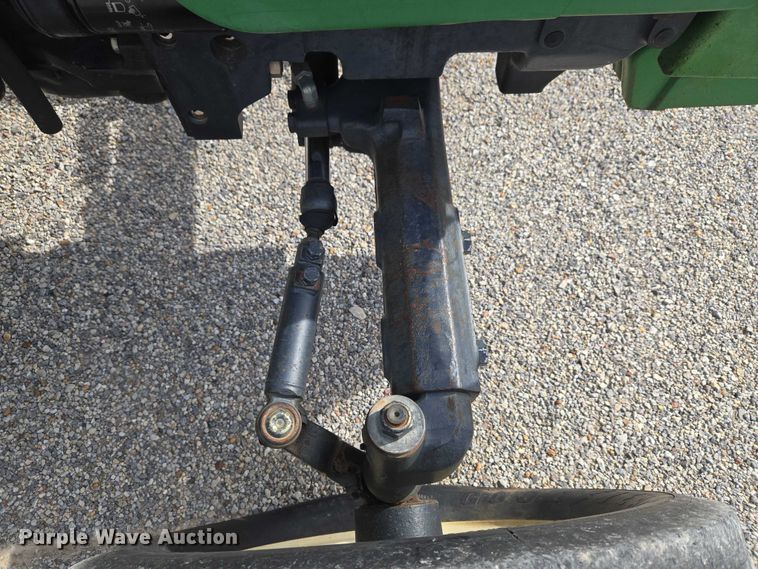 image for item ET5183 John Deere 5320 tractor