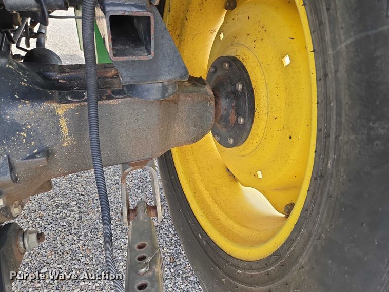 image for item ET5183 John Deere 5320 tractor