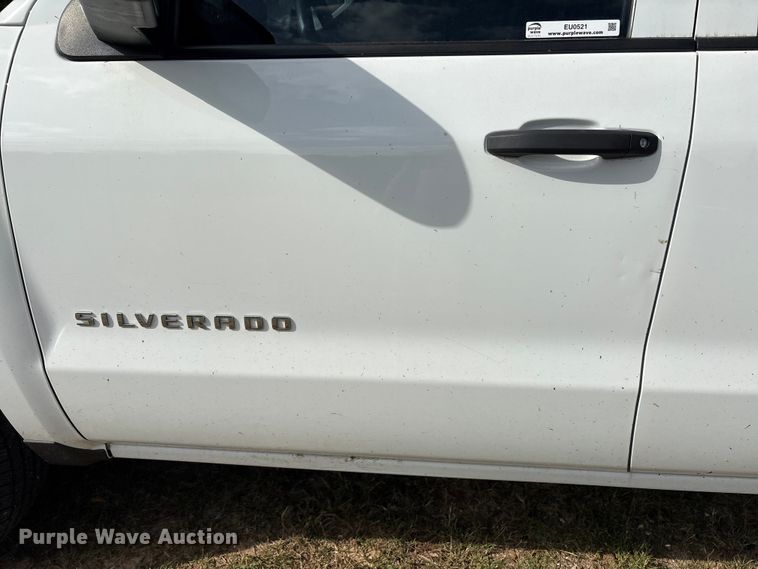 image for item EU0521 2019 Chevrolet Silverado 1500 Ext. Cab pickup truck