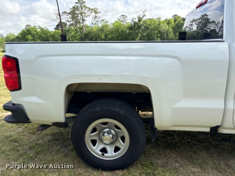 image for item EU0521 2019 Chevrolet Silverado 1500 Ext. Cab pickup truck