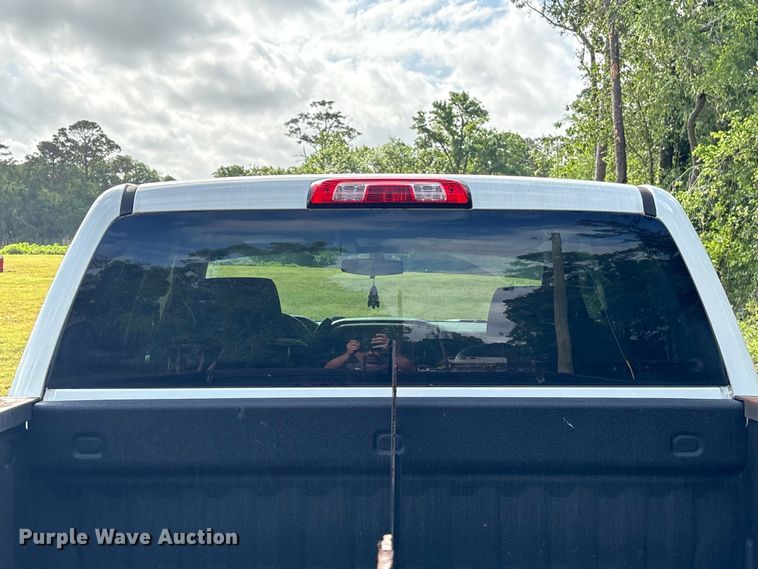 image for item EU0521 2019 Chevrolet Silverado 1500 Ext. Cab pickup truck