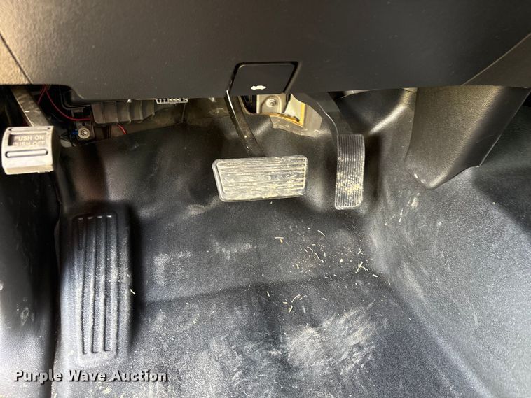 image for item EU0521 2019 Chevrolet Silverado 1500 Ext. Cab pickup truck