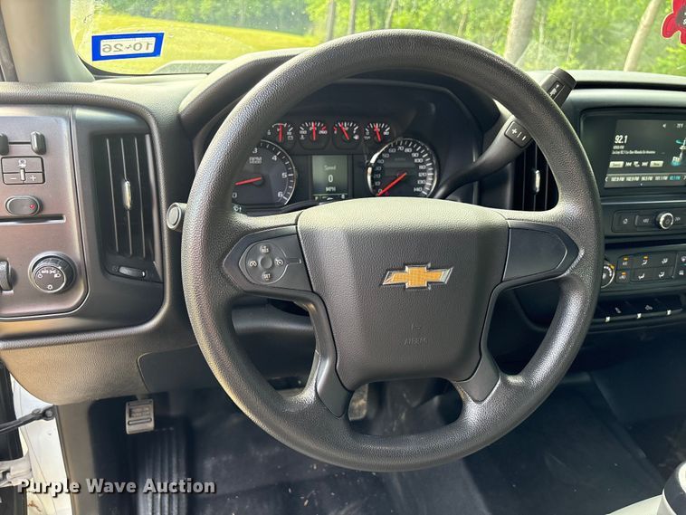 image for item EU0521 2019 Chevrolet Silverado 1500 Ext. Cab pickup truck