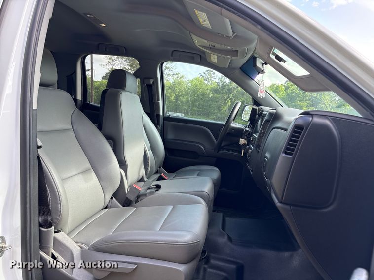 image for item EU0521 2019 Chevrolet Silverado 1500 Ext. Cab pickup truck