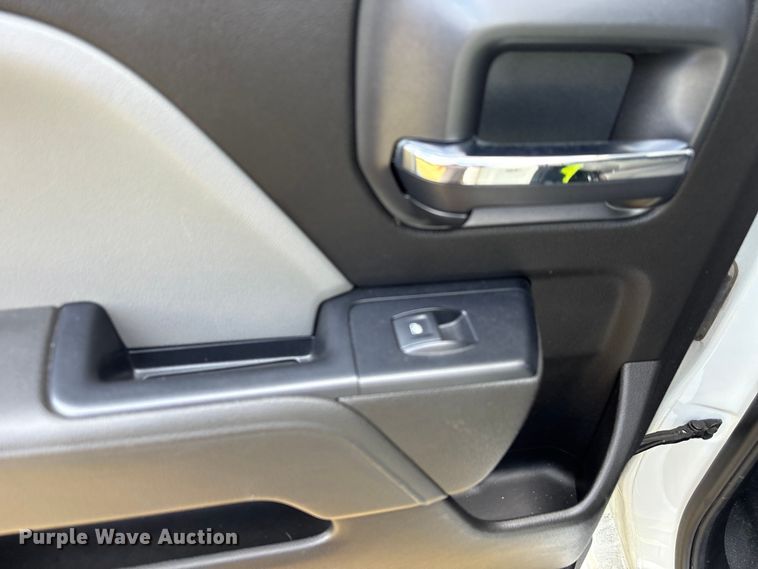 image for item EU0521 2019 Chevrolet Silverado 1500 Ext. Cab pickup truck