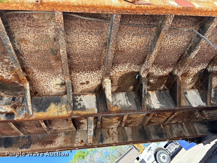 image for item EU7440 2003 International 7400 