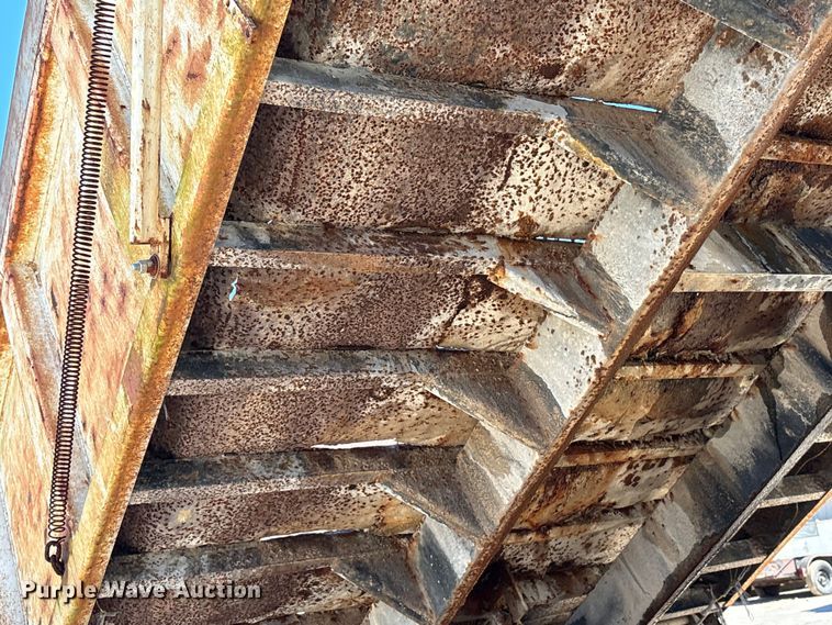 image for item EU7440 2003 International 7400 