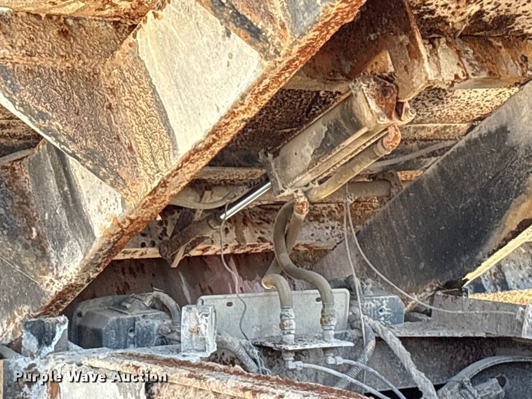 image for item EU7440 2003 International 7400 