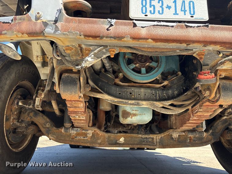 image for item EU7440 2003 International 7400 