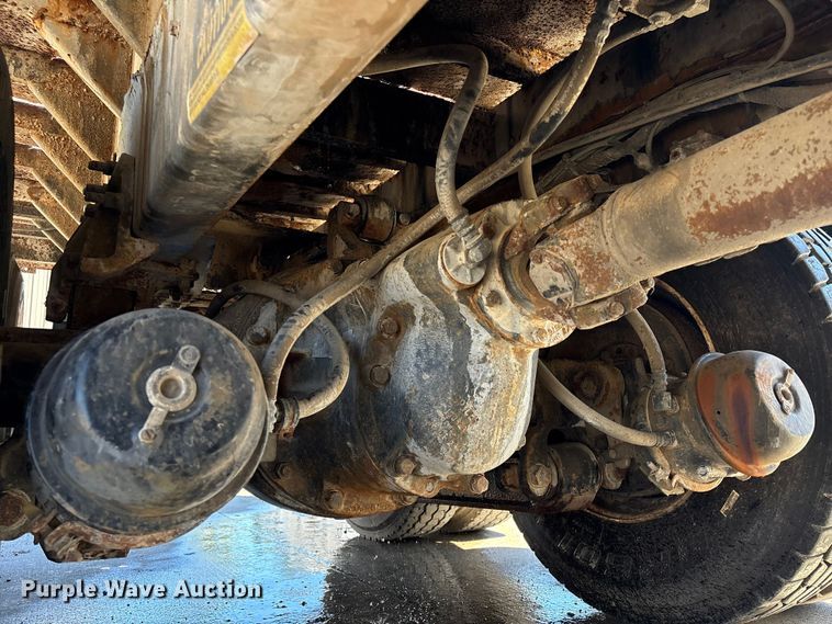 image for item EU7440 2003 International 7400 