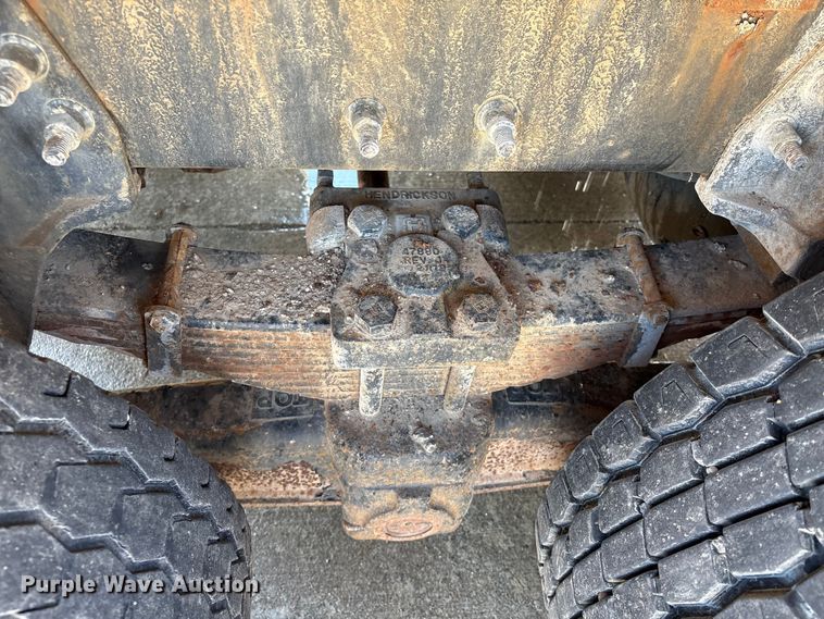 image for item EU7440 2003 International 7400 