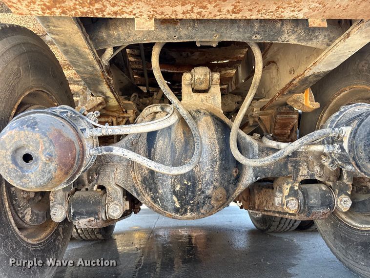 image for item EU7440 2003 International 7400 