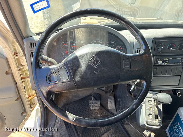 image for item EU7440 2003 International 7400 