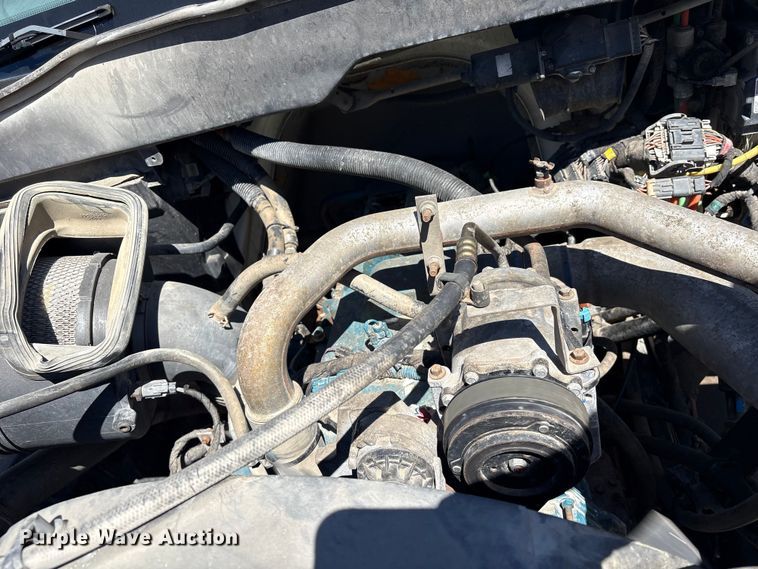 image for item EU7440 2003 International 7400 