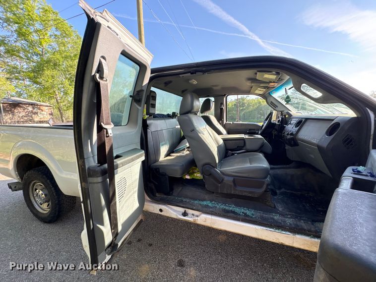 image for item EU7472 2015 Ford F250 Super Duty 