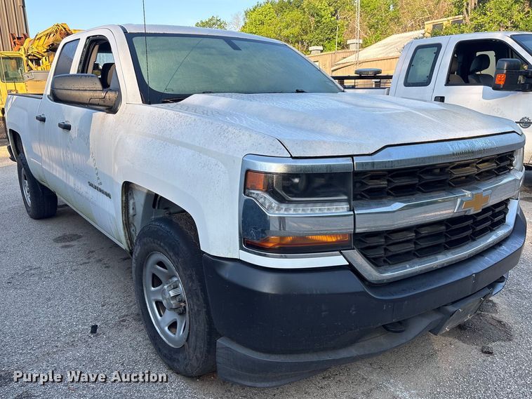 image for item EU7473 2018 Chevrolet Silverado 1500 Ext. Cab pickup truck
