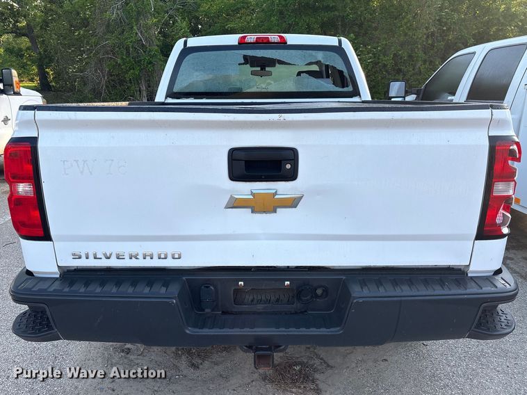image for item EU7473 2018 Chevrolet Silverado 1500 Ext. Cab pickup truck