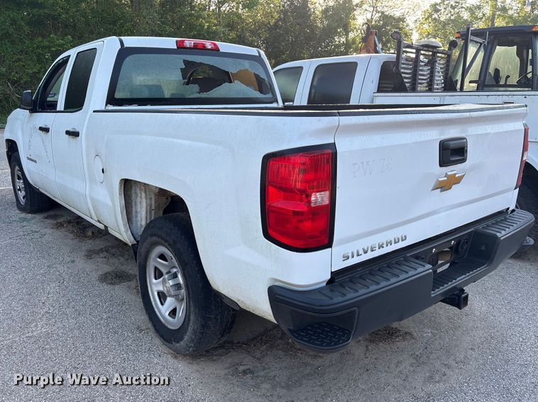 image for item EU7473 2018 Chevrolet Silverado 1500 Ext. Cab pickup truck