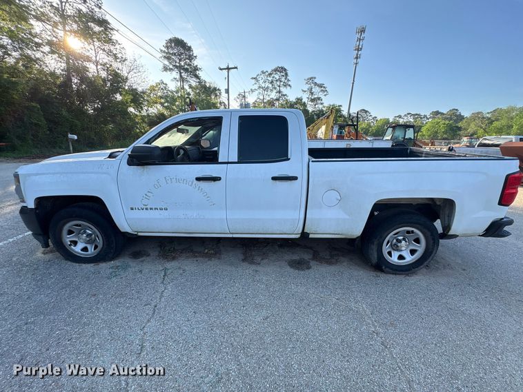 image for item EU7473 2018 Chevrolet Silverado 1500 Ext. Cab pickup truck