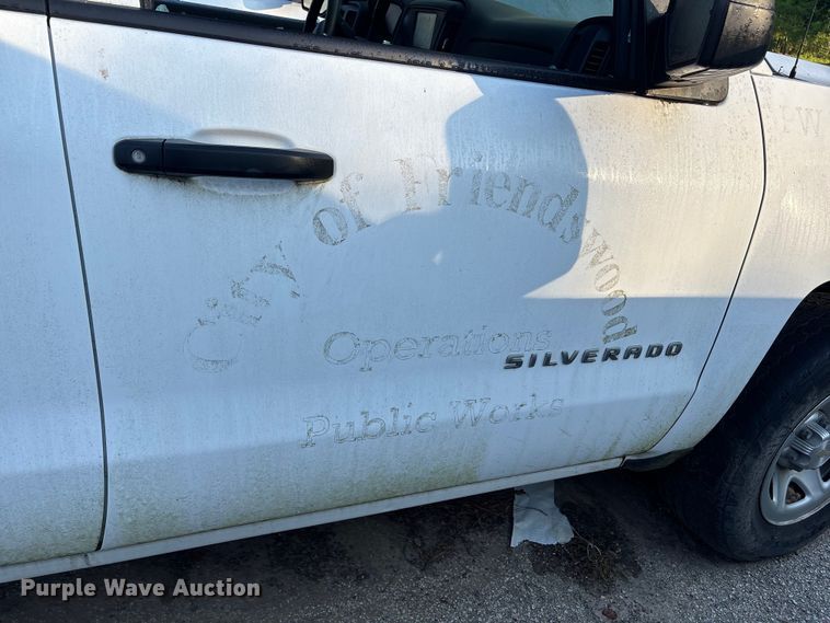 image for item EU7473 2018 Chevrolet Silverado 1500 Ext. Cab pickup truck