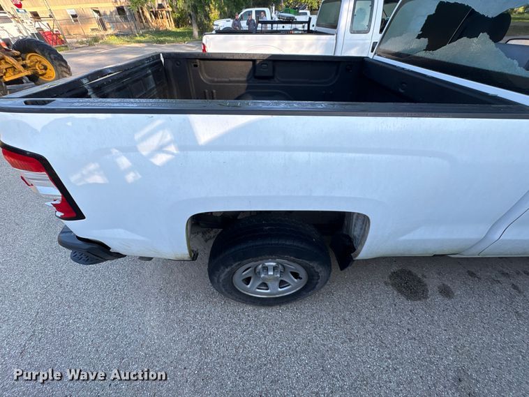 image for item EU7473 2018 Chevrolet Silverado 1500 Ext. Cab pickup truck