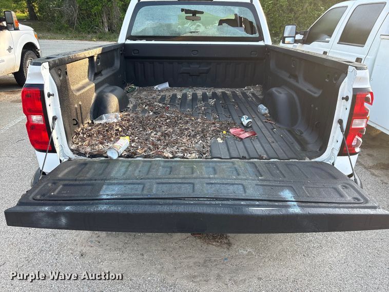image for item EU7473 2018 Chevrolet Silverado 1500 Ext. Cab pickup truck