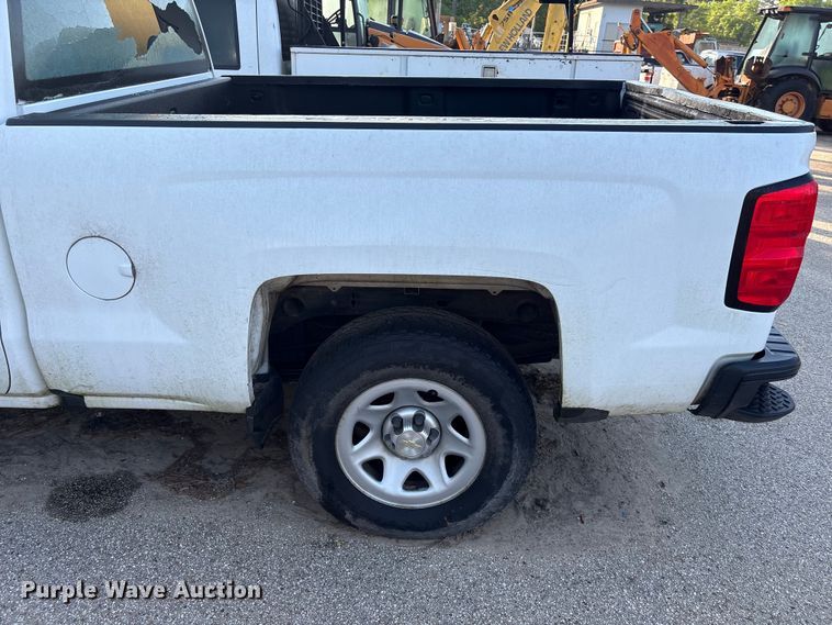 image for item EU7473 2018 Chevrolet Silverado 1500 Ext. Cab pickup truck