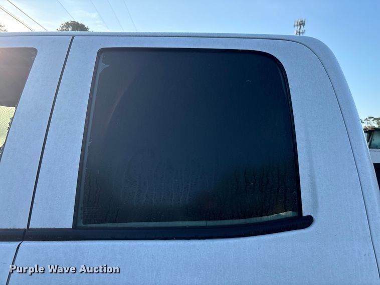 image for item EU7473 2018 Chevrolet Silverado 1500 Ext. Cab pickup truck