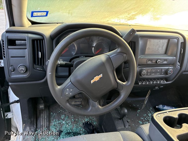 image for item EU7473 2018 Chevrolet Silverado 1500 Ext. Cab pickup truck