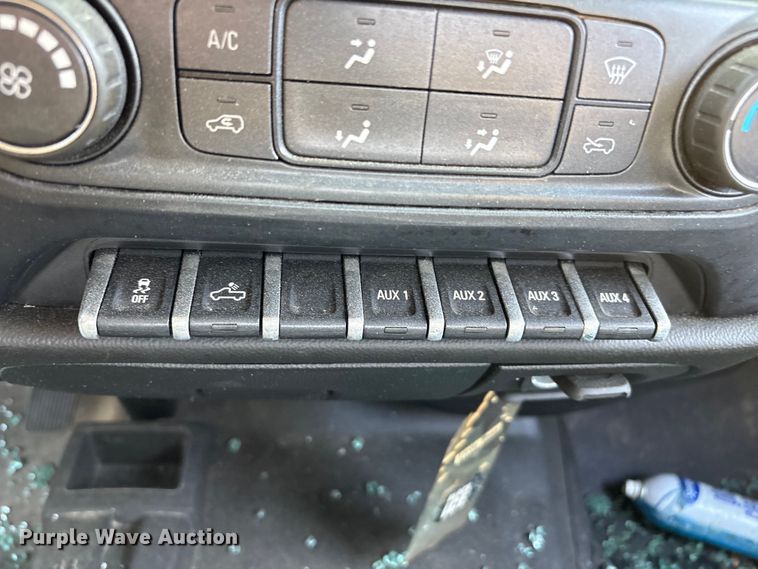 image for item EU7473 2018 Chevrolet Silverado 1500 Ext. Cab pickup truck