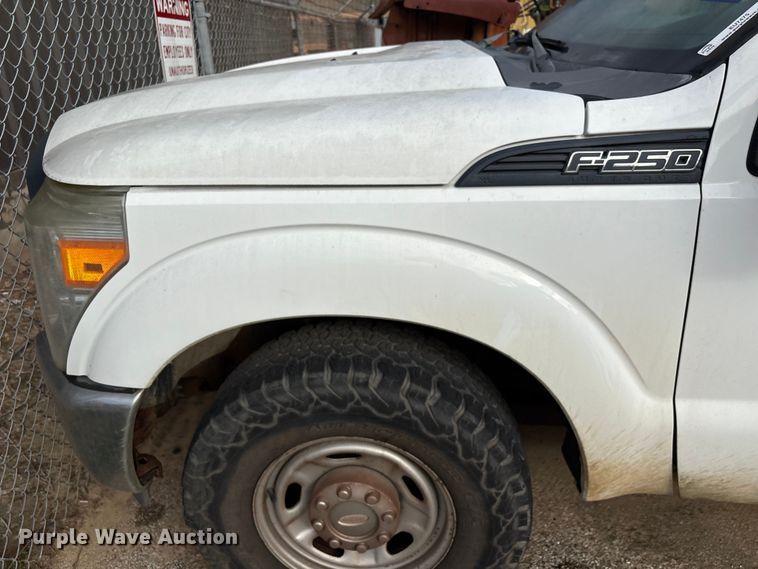 image for item EU7475 2013 Ford F250 Super Duty Ext. Cab pickup truck