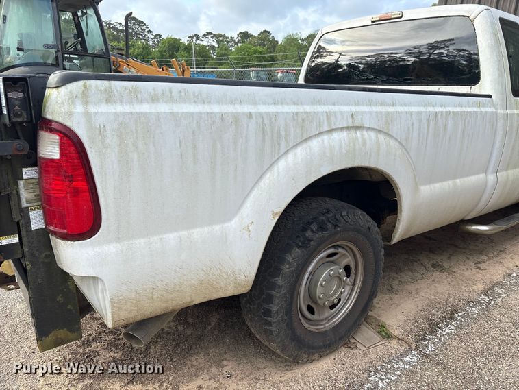 image for item EU7475 2013 Ford F250 Super Duty Ext. Cab pickup truck