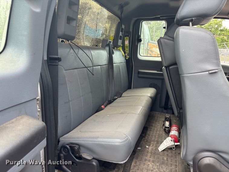 image for item EU7475 2013 Ford F250 Super Duty Ext. Cab pickup truck