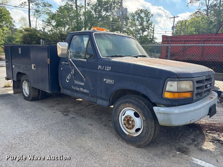 image for item EU7478 1994 Ford F350 Service Truck