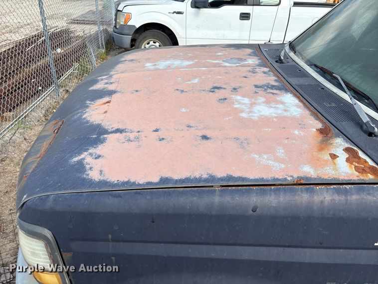 image for item EU7478 1994 Ford F350 Service Truck