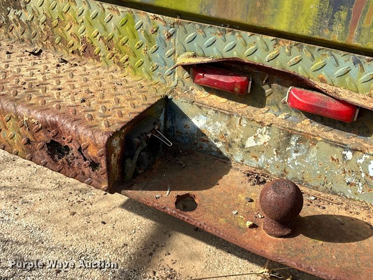 image for item EU7478 1994 Ford F350 Service Truck