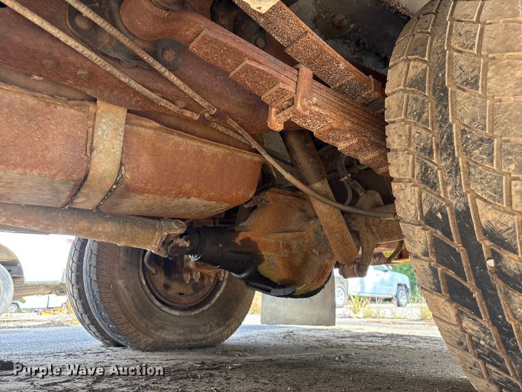 image for item EU7478 1994 Ford F350 Service Truck